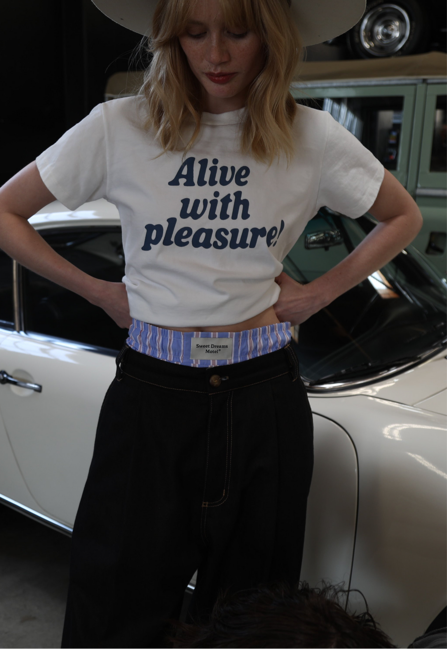 BABY TEE ALIVE WITH PLEASURE
