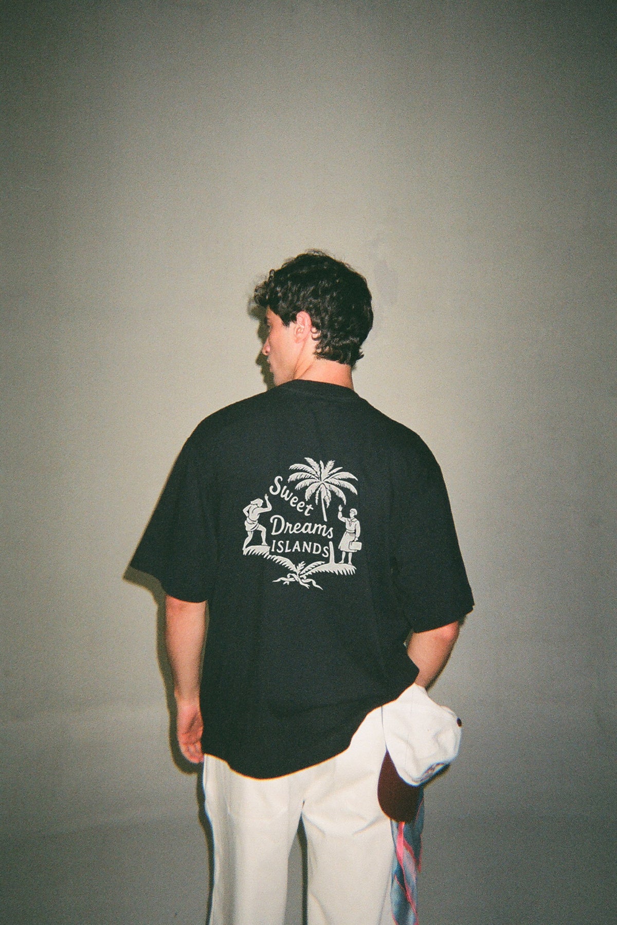 CAMISETA OVERSIZED SWEET DREAMS ISLANDS PRETA