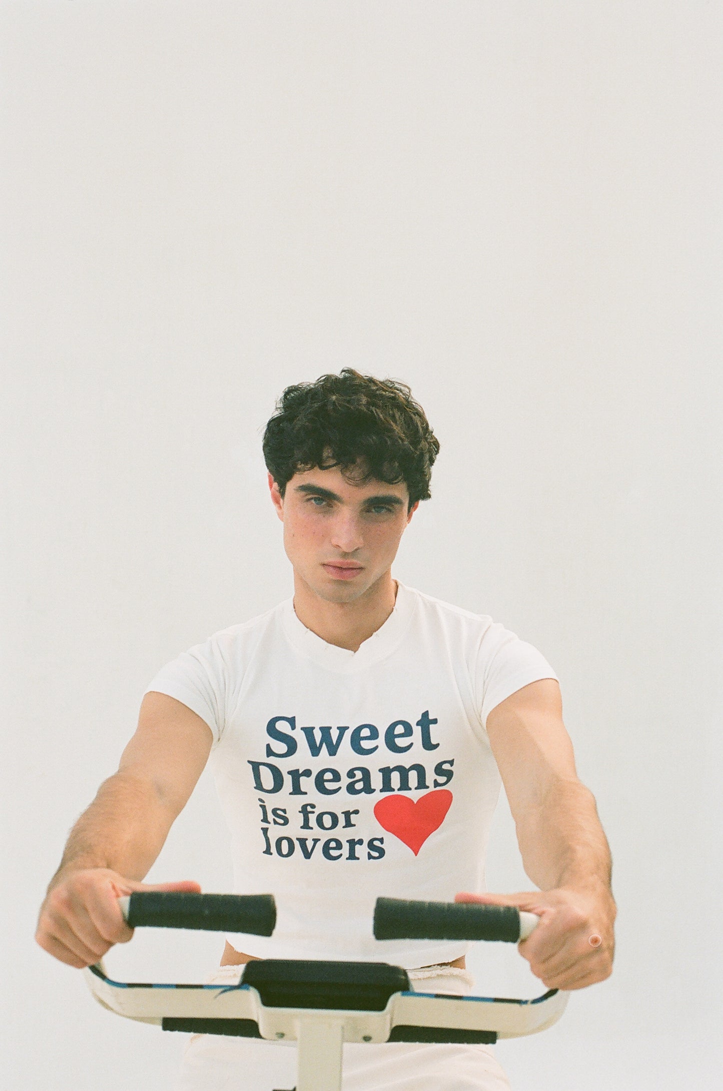 Baby tee Sweet Dreams is for lovers